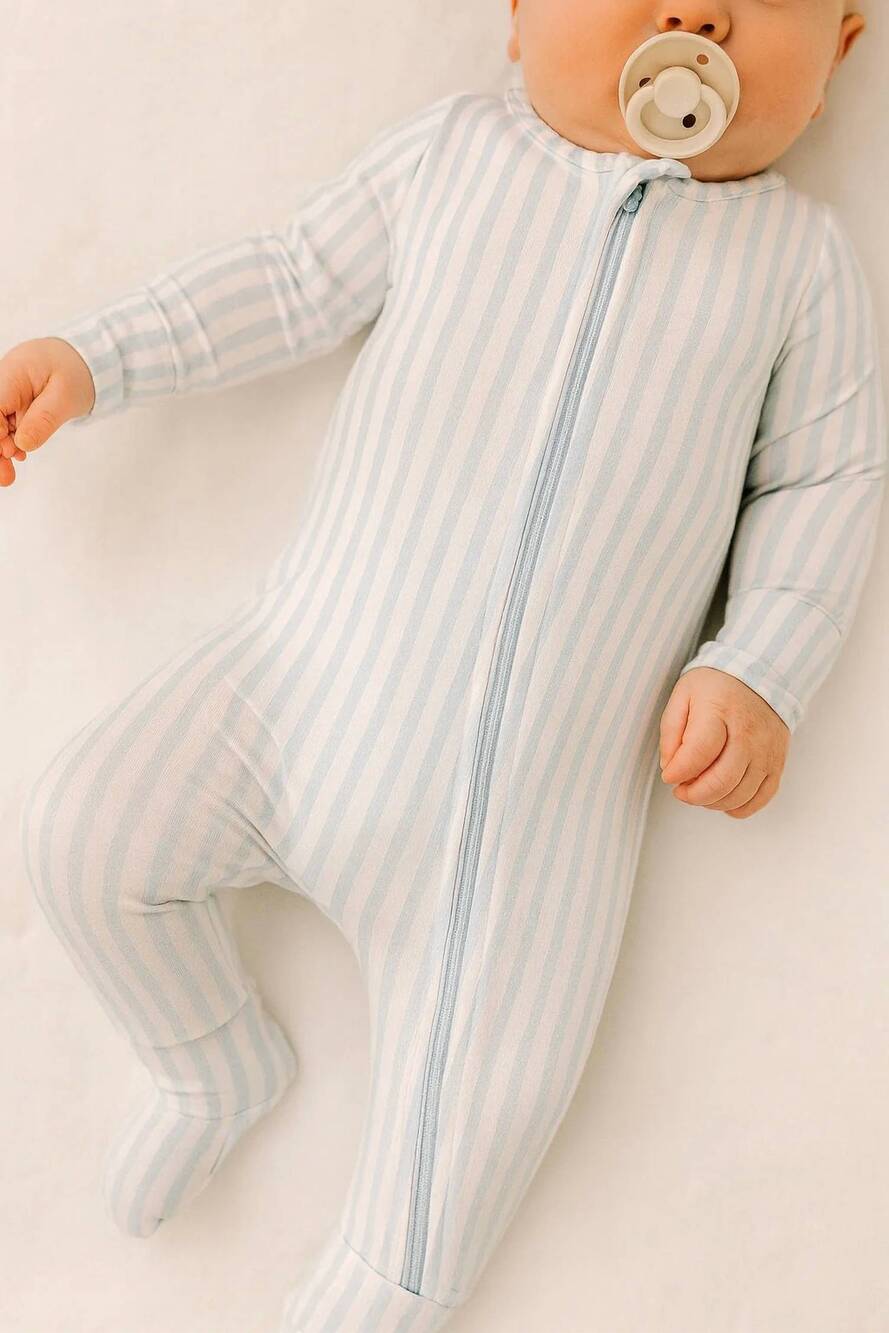 NEW POLISHED PRINTS kids striped 2-way zip romper in blue